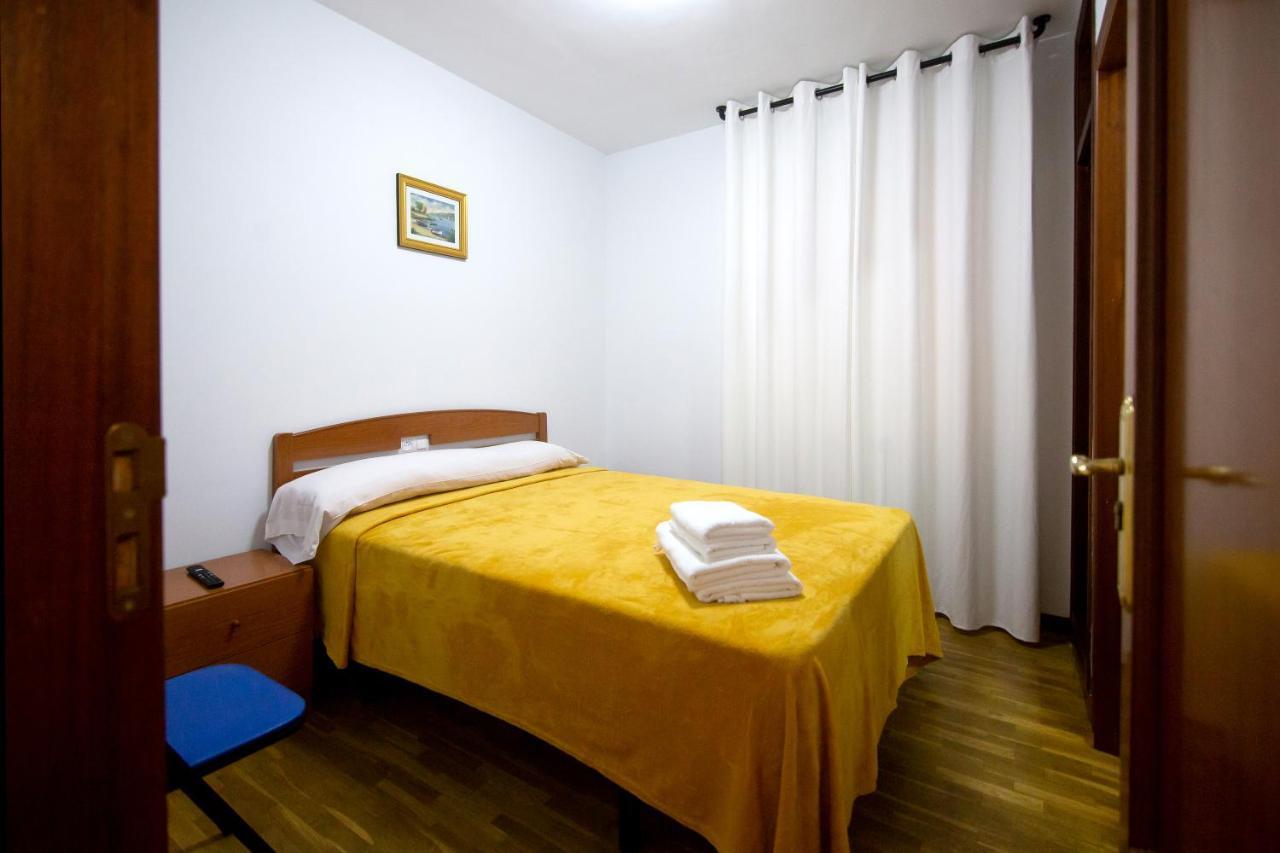 Albergue Yani's 1 Estrella Arriondas